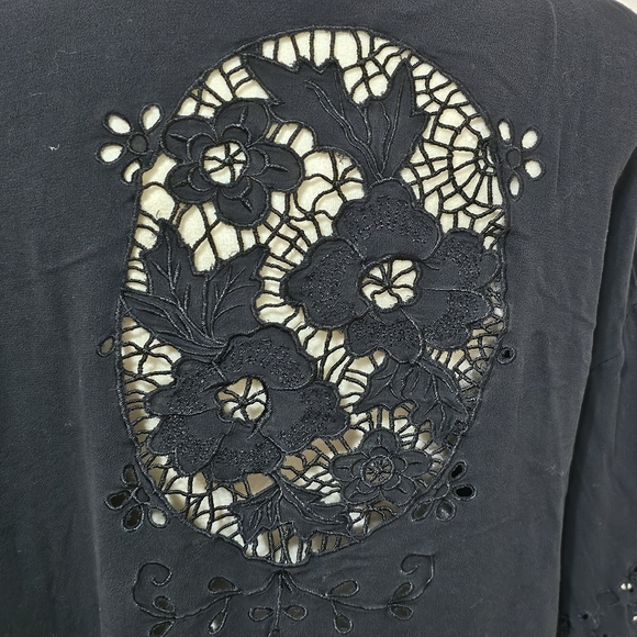 Ecru Lab Black Kimono bell sleeve floral cutout details sz S/M - Picture 7 of 9